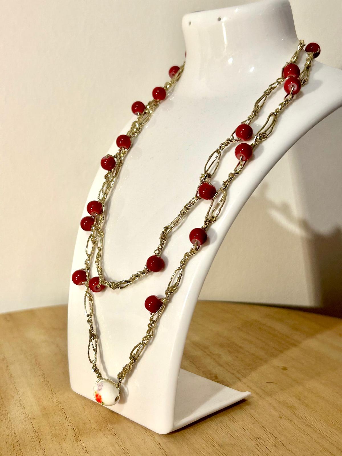 collana doppio giro con pietre color rubino