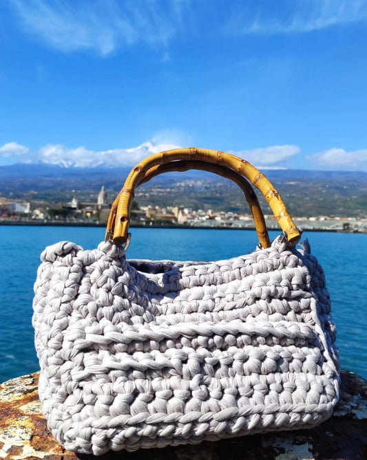 Borsa Artigianale in Cordino di Cotone Grigio Perla con Manici di Legno